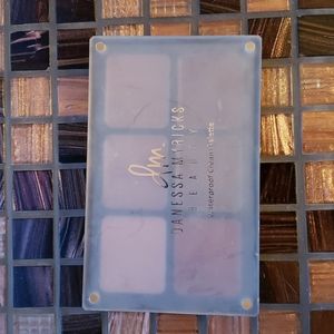 Danessa Myricks Waterproof Cream Palette - Essentials